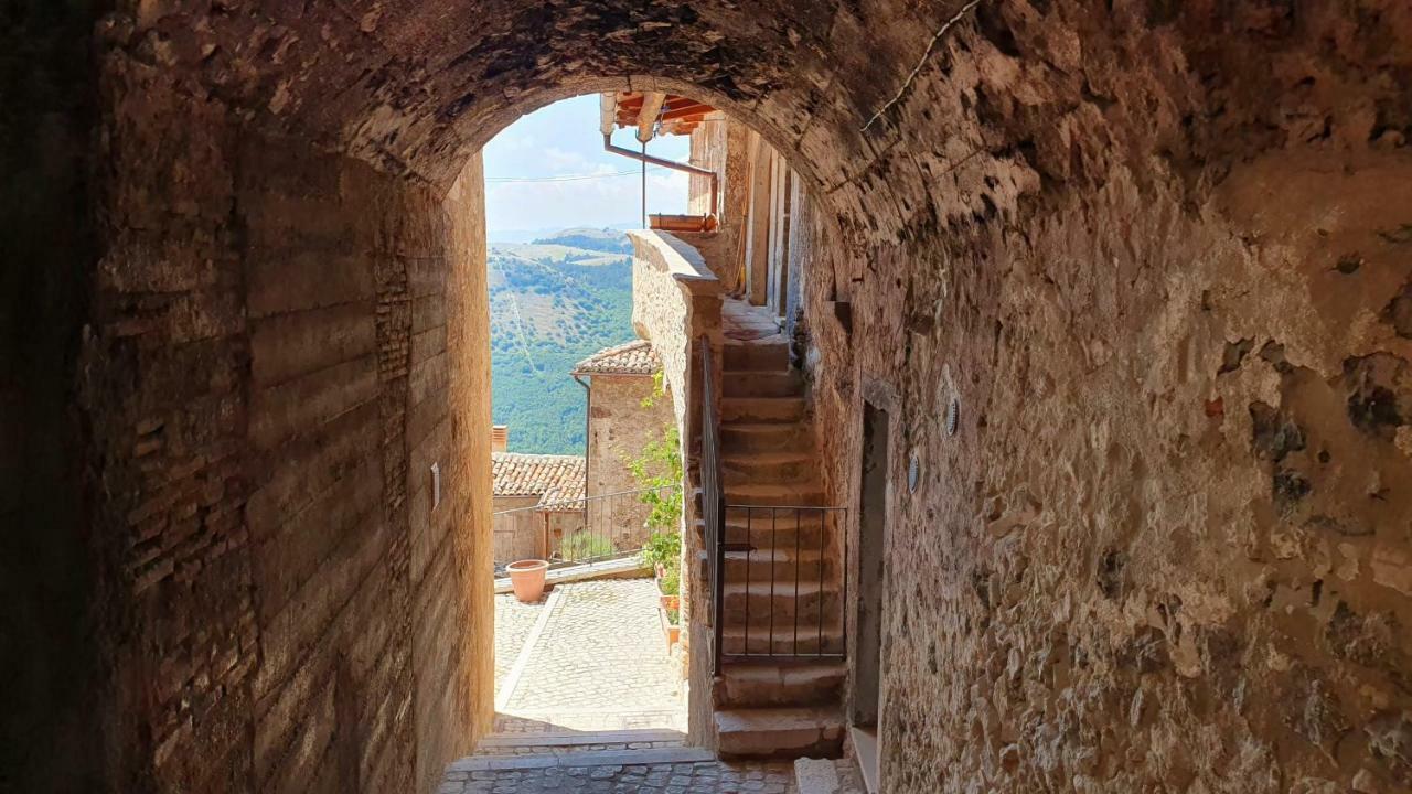 La Torretta Medicea Leilighet Santo Stefano Di Sessanio Eksteriør bilde